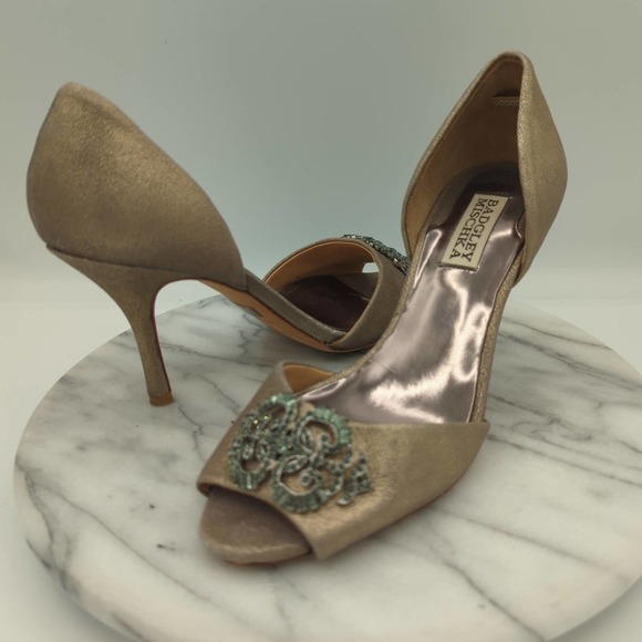 BADGLEY Mischka Salsa Shoes‎ Leather Gold Open Toe Rhinestone Heels Glamorous - Picture 1 of 13